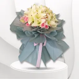 A Charming Bouquet of Lilyum and Rose